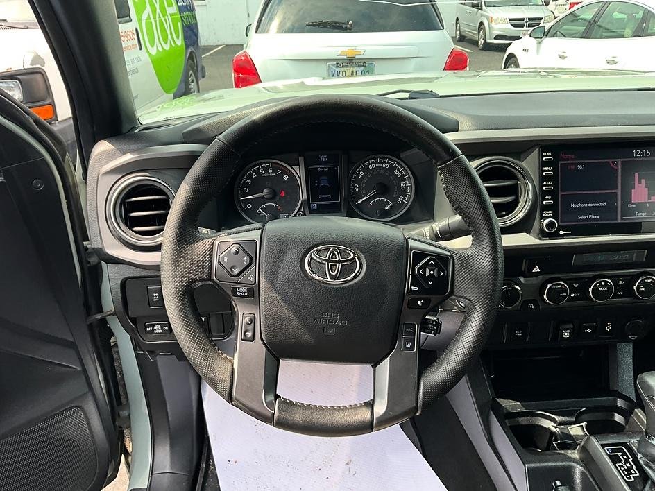 Used 2023  Toyota TRD Off-Road image 32