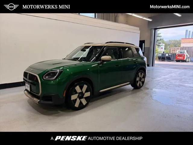 2025 MINI Countryman S ALL4's photo