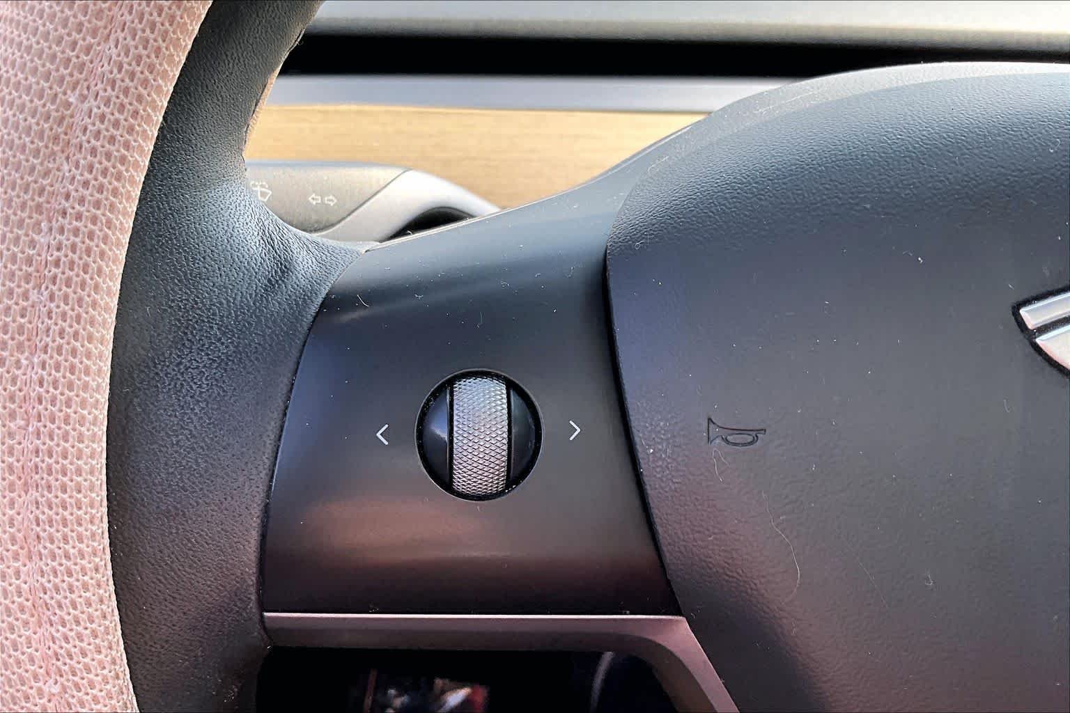 Used 2021 Midnight Silver Metallic Tesla Long Range image 21