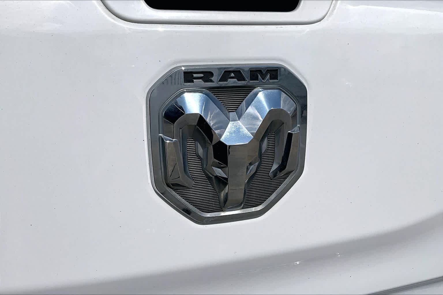 Used 2019 Bright White Clearcoat Ram Big Horn/Lone Star image 31