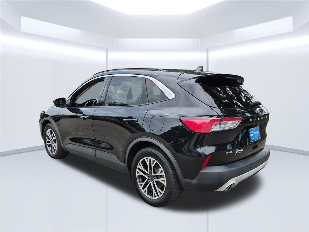 Used 2020 Black Metallic Ford SEL image 3