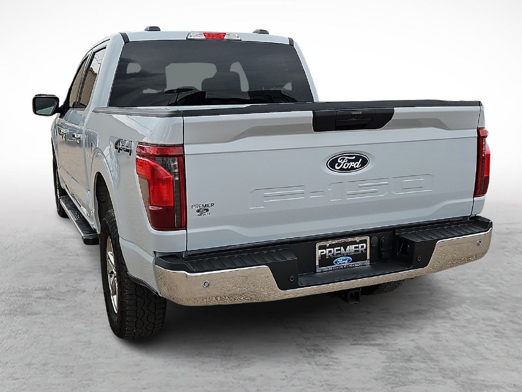 Used 2025 White Metallic Ford XLT image 8