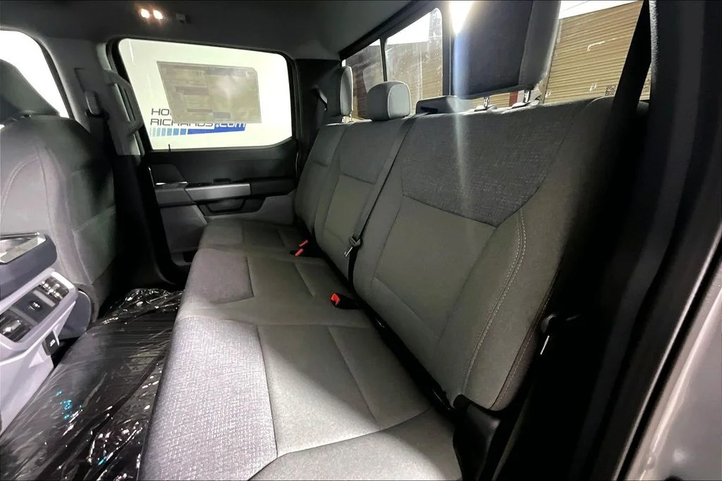 New 2026 Iconic Silver Metallic Ford XLT image 10