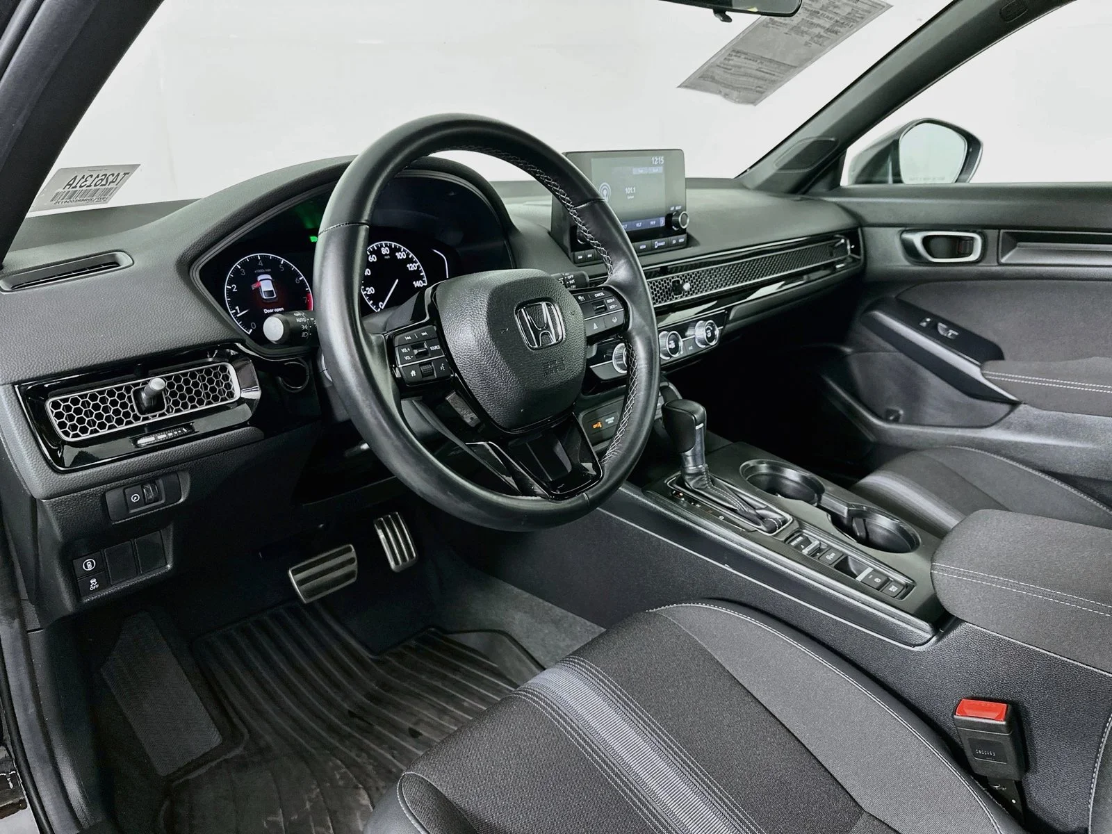 Used 2024  Honda Sport image 9