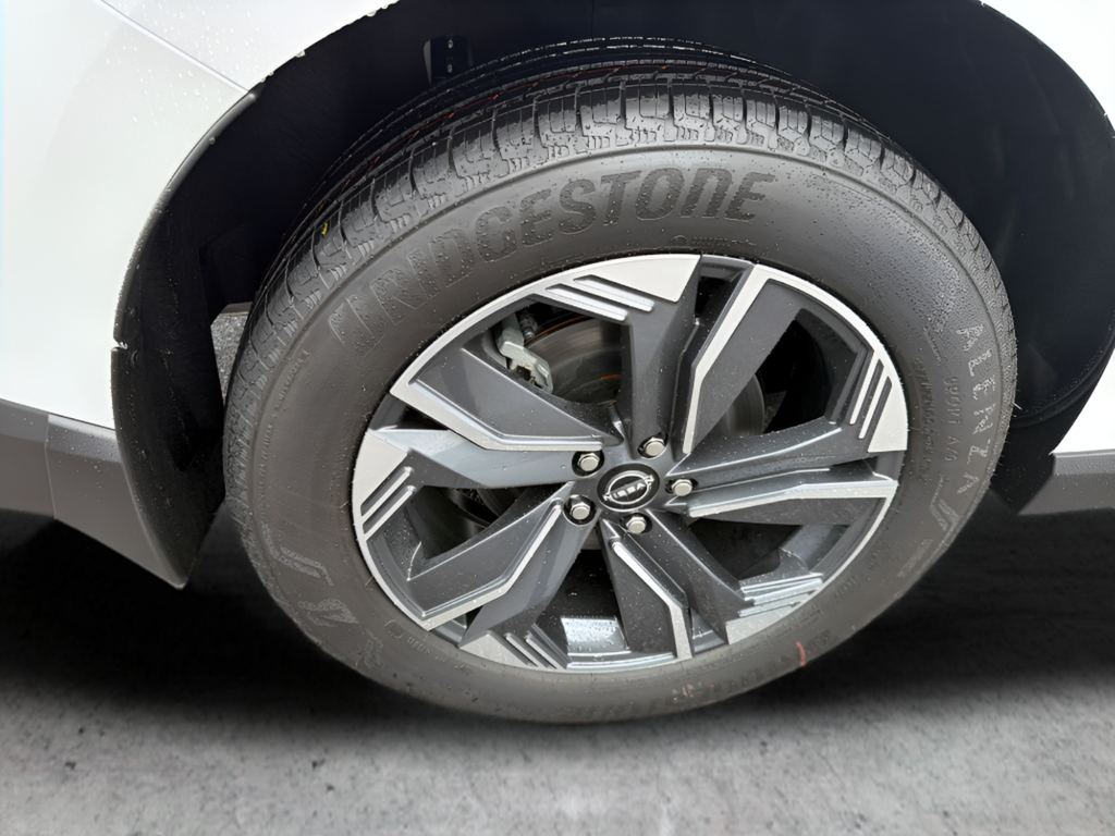 New 2026 White Nissan SL image 55