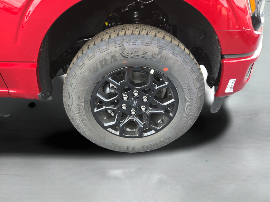 New 2026 Ruby Red Metallic Tinted Clearcoat Ford XLT image 29