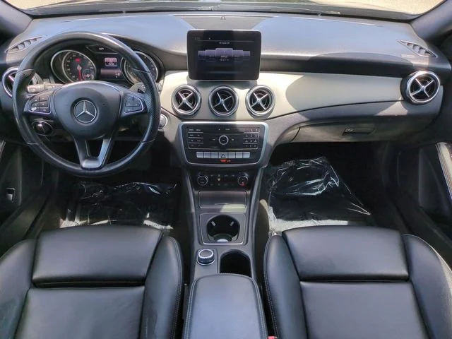 Used 2020  Mercedes-Benz GLA 250 image 15