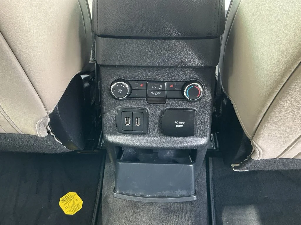 Used 2016 White Ford Platinum image 28