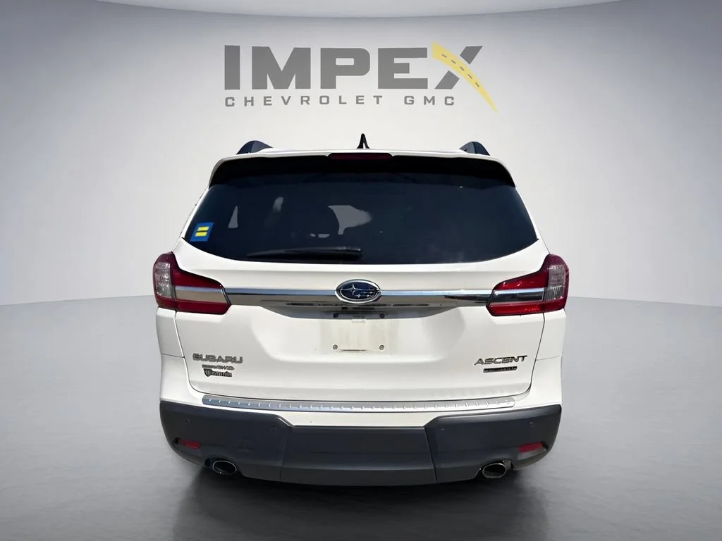 Used 2021  Subaru Limited image 3
