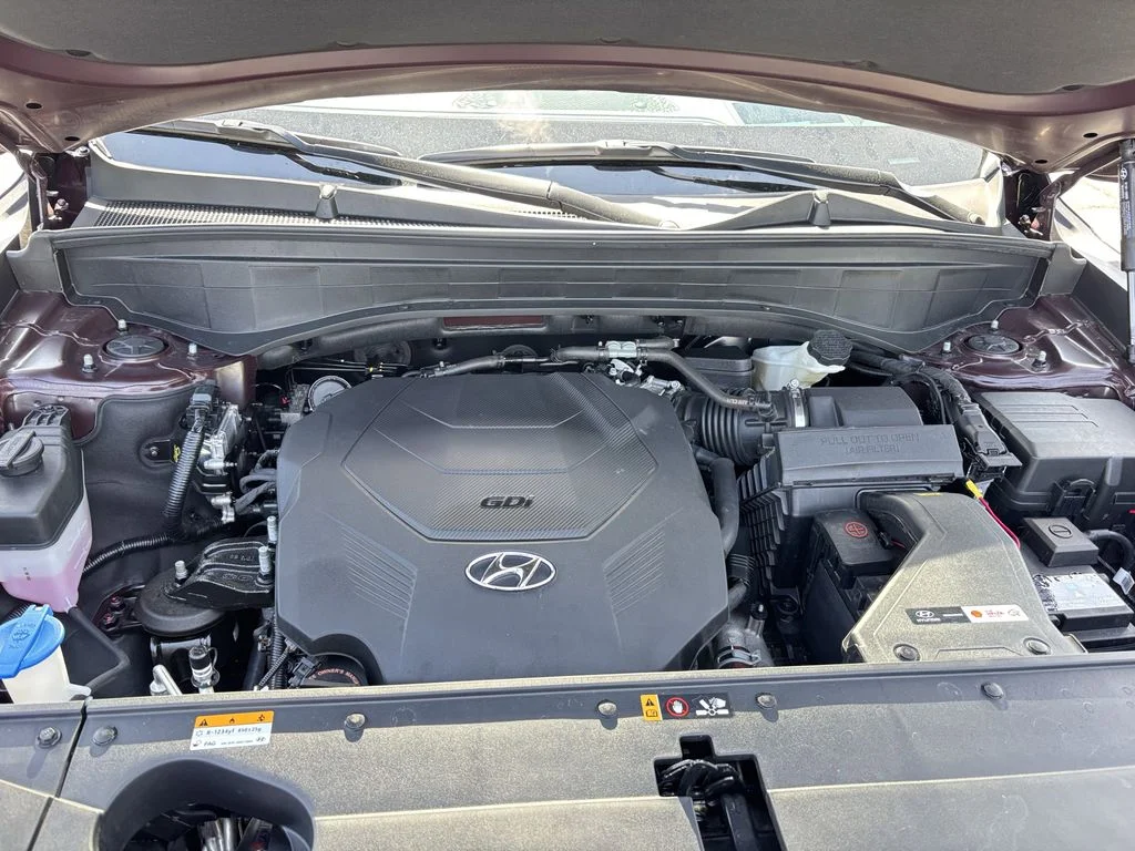 Used 2023 Red Hyundai Limited image 33