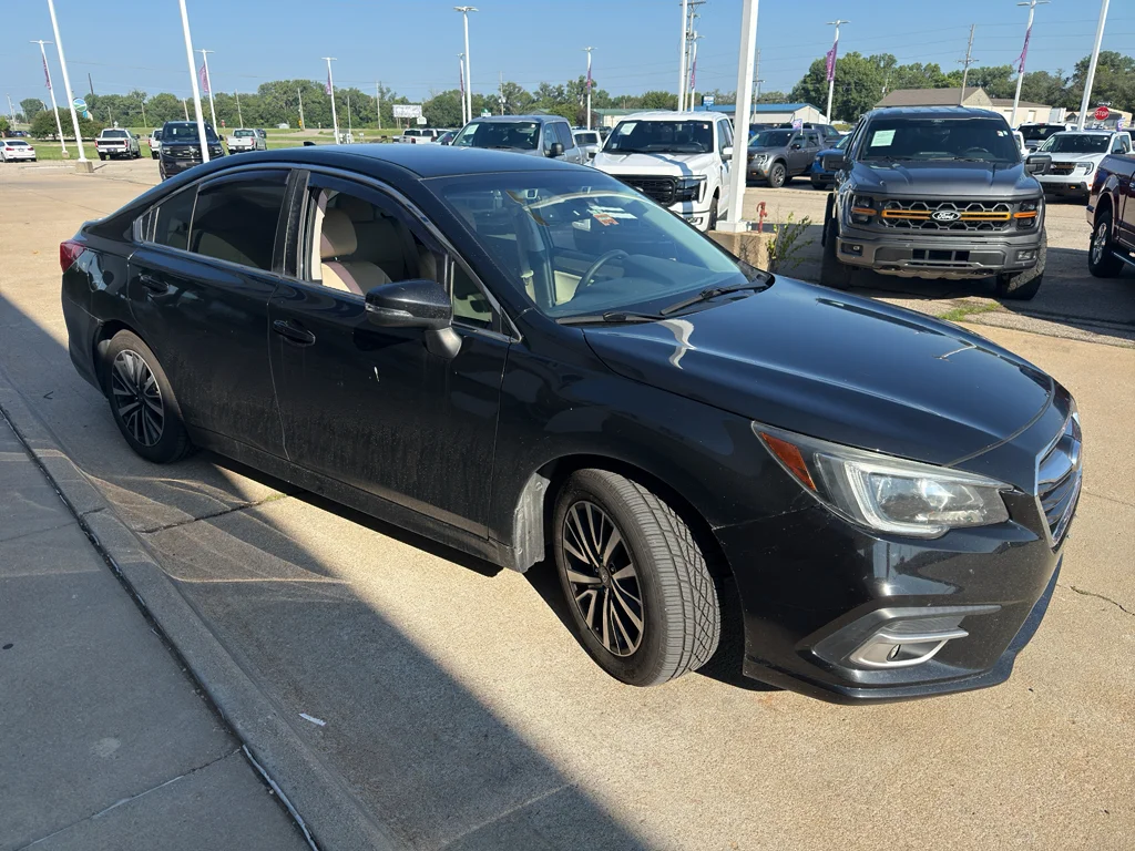 Used 2018 Crystal Black Silica Subaru Premium image 4