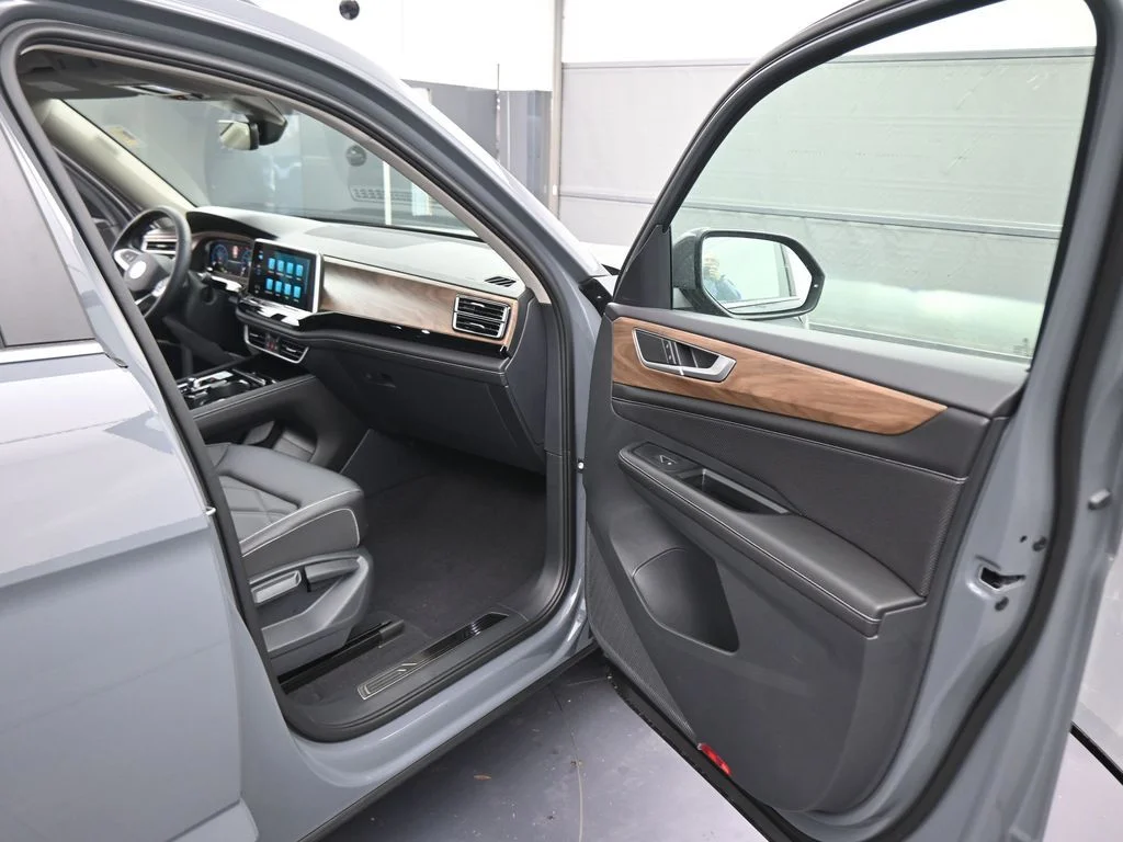 New 2026  Volkswagen 2.0T SE w/Technology image 43