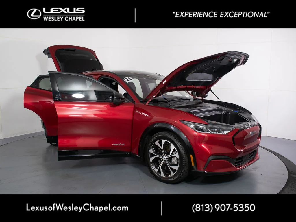 Used 2022 Red Ford Premium image 15