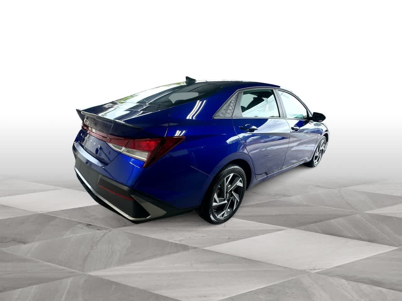 2025 Hyundai Elantra SEL - Photo 8