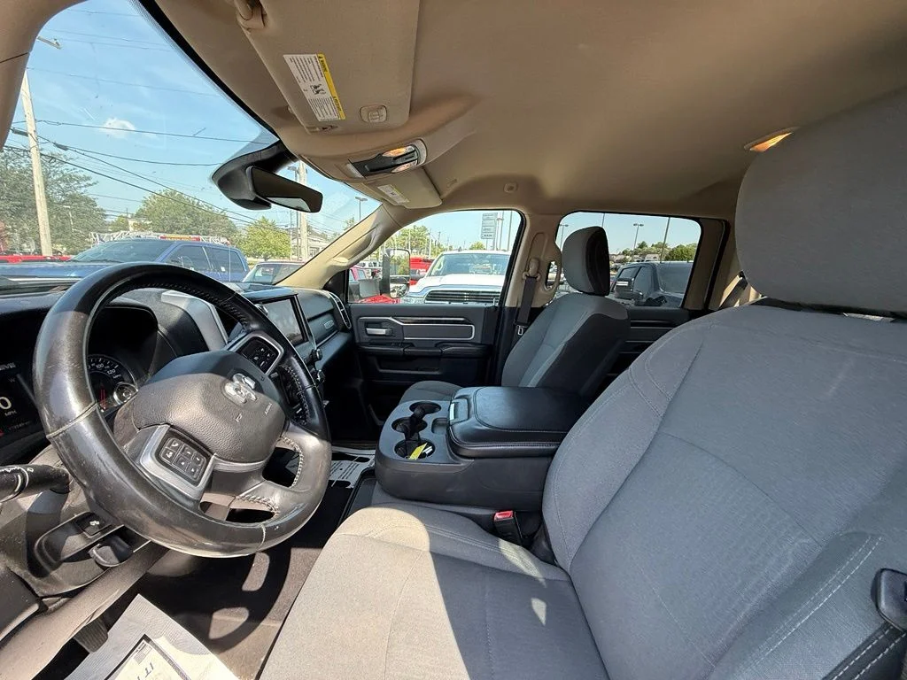 Used 2020 White Ram Big Horn image 12
