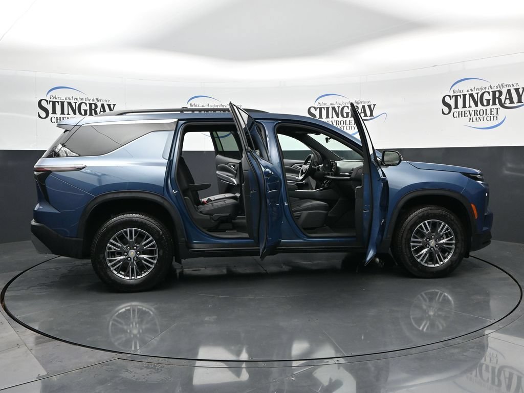 Used 2026 Lakeshore Blue Metallic Chevrolet LT image 39