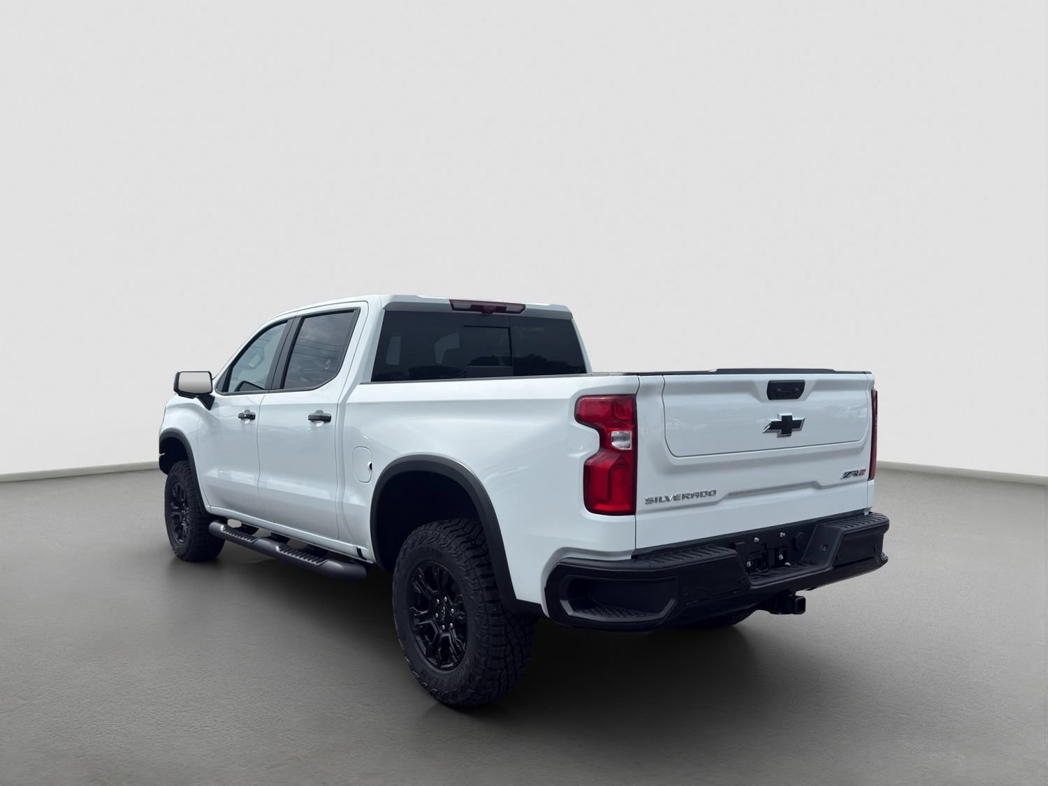 2026 Chevrolet Silverado 1500 ZR2 - Photo 4