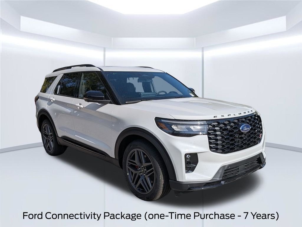 New 2026 Star White Metallic Tri-Coat Ford ST image 3