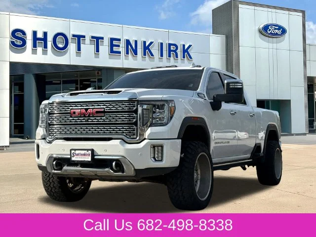 Used 2023 White GMC Denali image 3