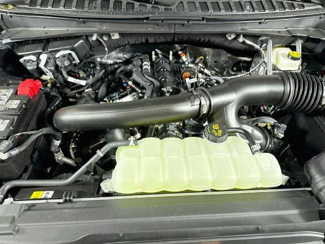 New 2027 Glacier Gray Metallic Tri-Coat Ford Tremor® image 68