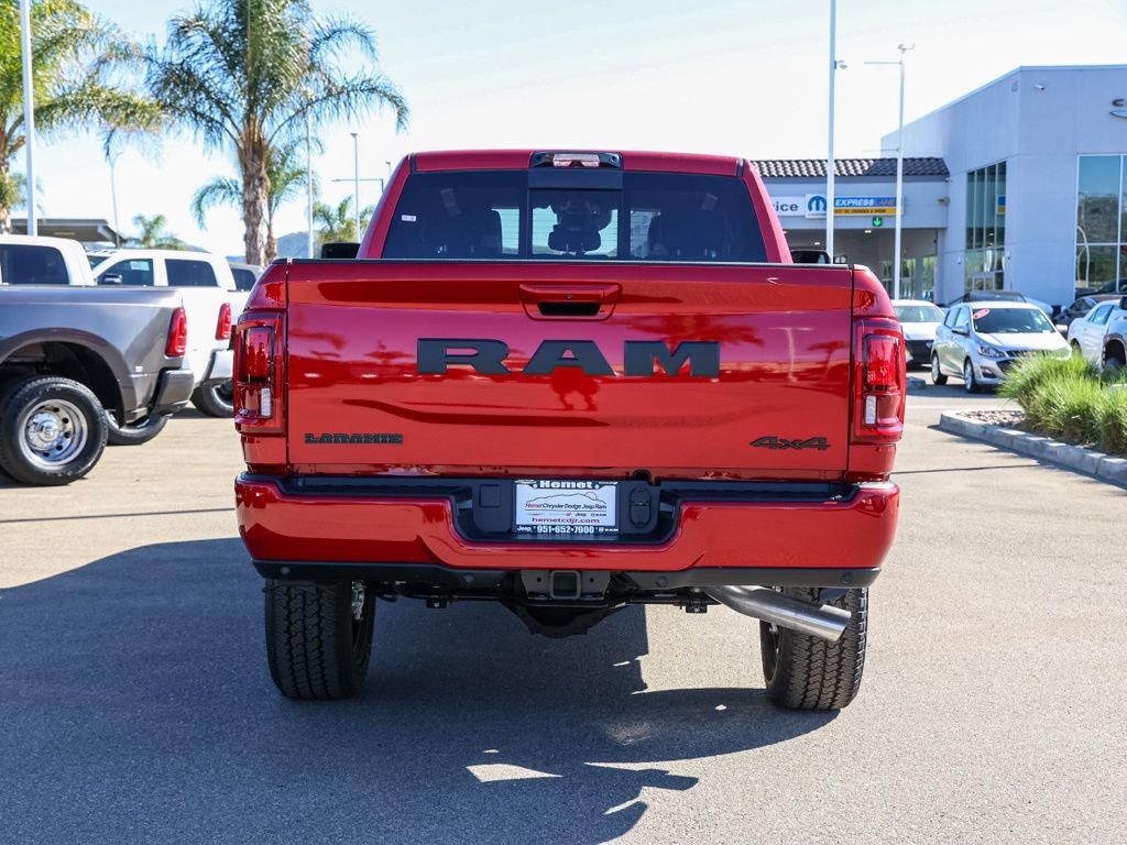 New 2026 Molten Red Pearl-Coat Exterior Paint RAM Laramie image 4