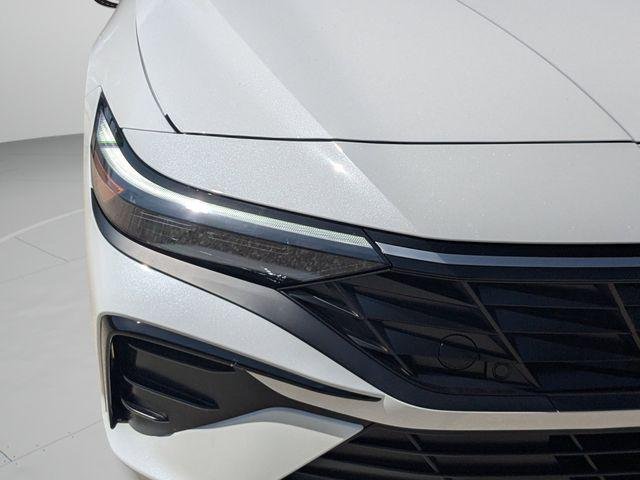 New 2026 Serenity White Hyundai SEL Sport image 46