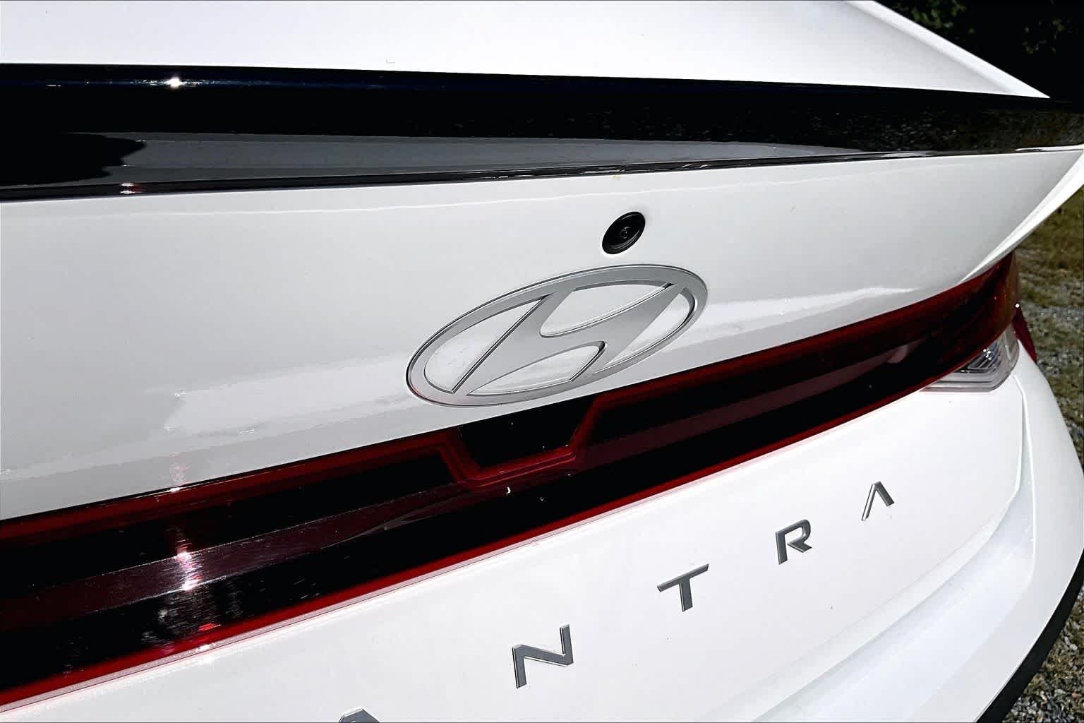 Used 2026 Serenity White Hyundai SEL Sport image 30