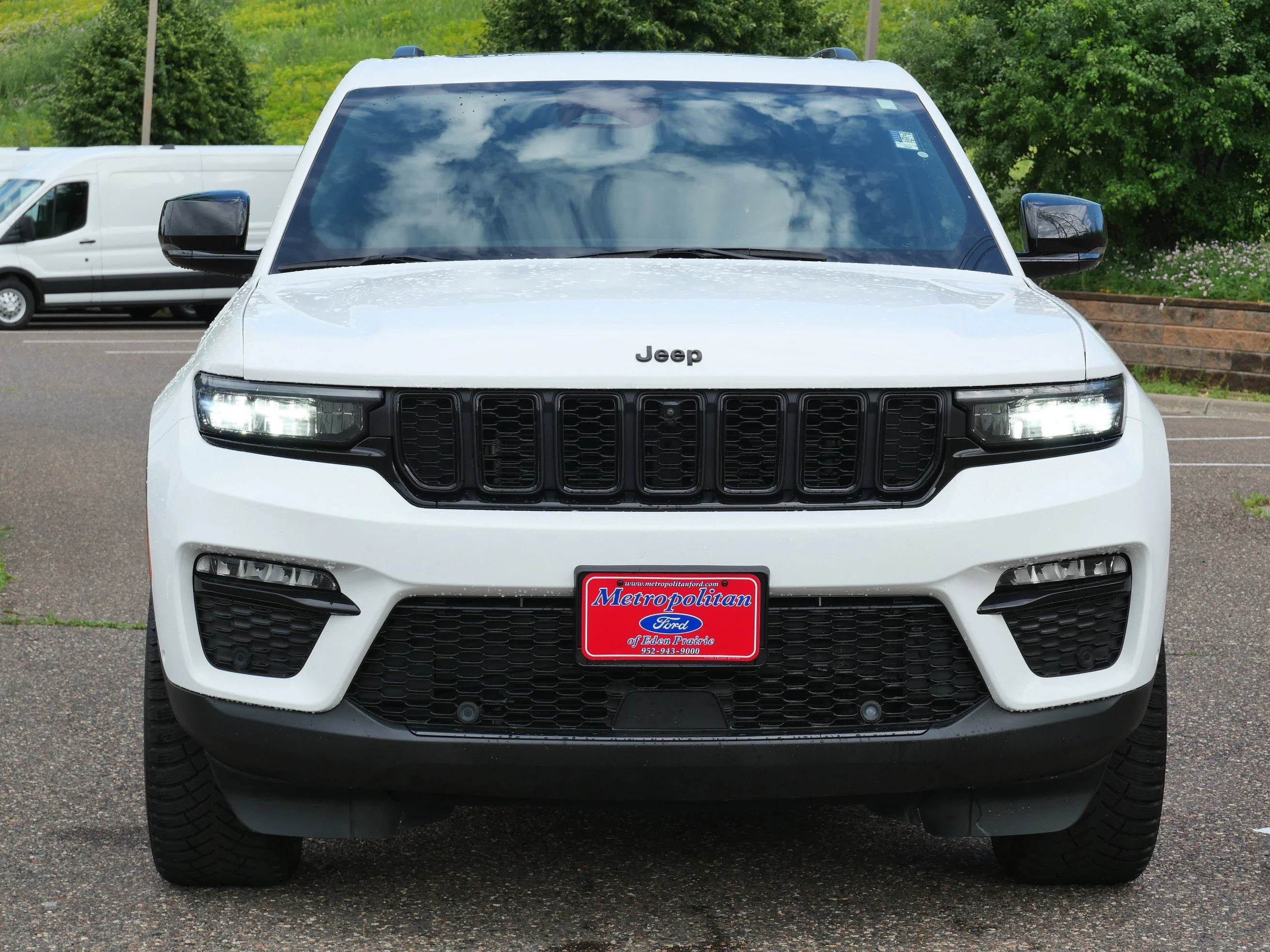 Used 2024 Jeep Grand Cherokee Limited with VIN 1C4RJHBG8RC188954 for sale in Eden Prairie, Minnesota
