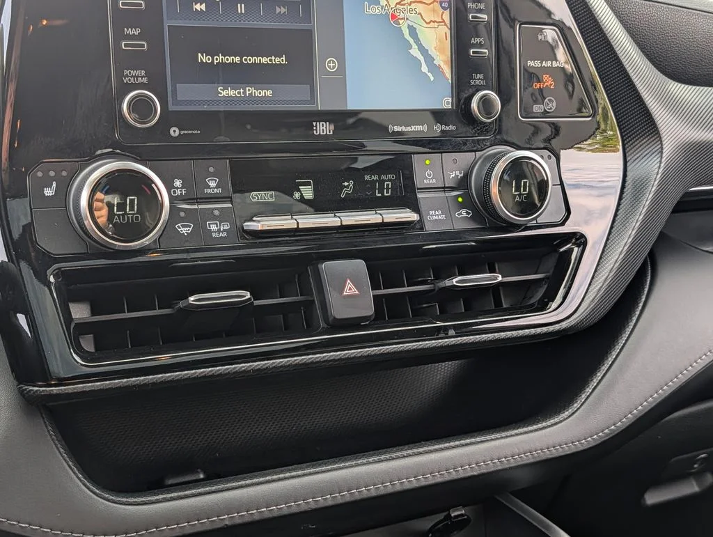 2021 Toyota Highlander XSE - Photo 28