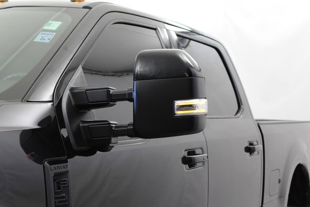Used 2019 Black Metallic Ford Lariat image 6