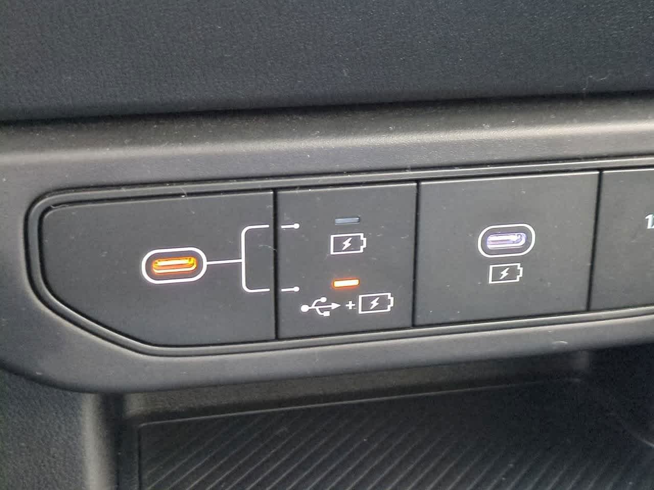 Used 2025 Steel Gray Kia LXS image 20