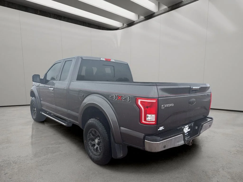 Used 2015 Gray Ford XLT image 3