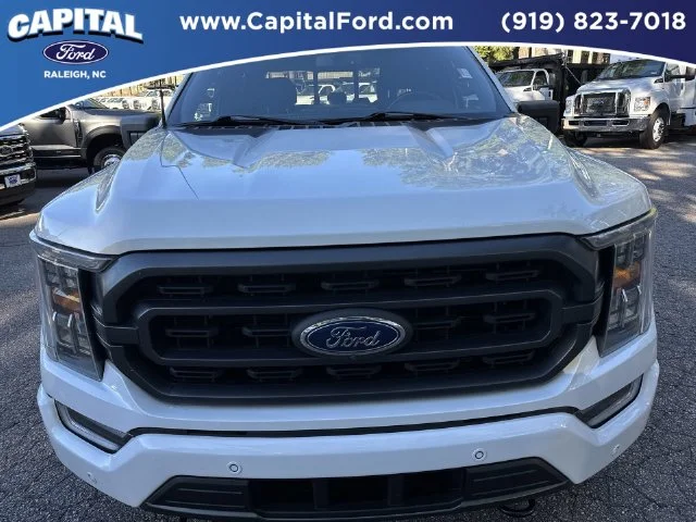 Used 2021 White Ford XLT image 10