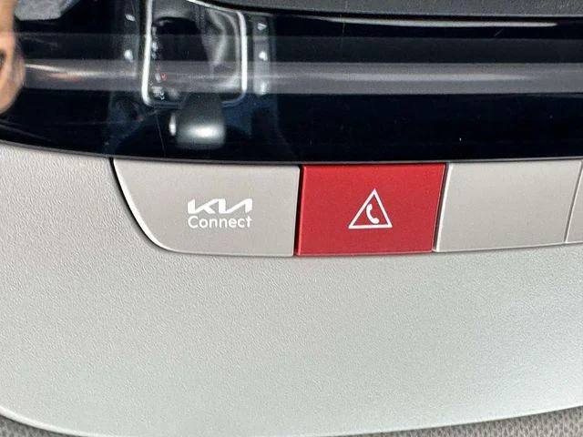 Used 2024 Clear White/Black Roof Kia S image 33