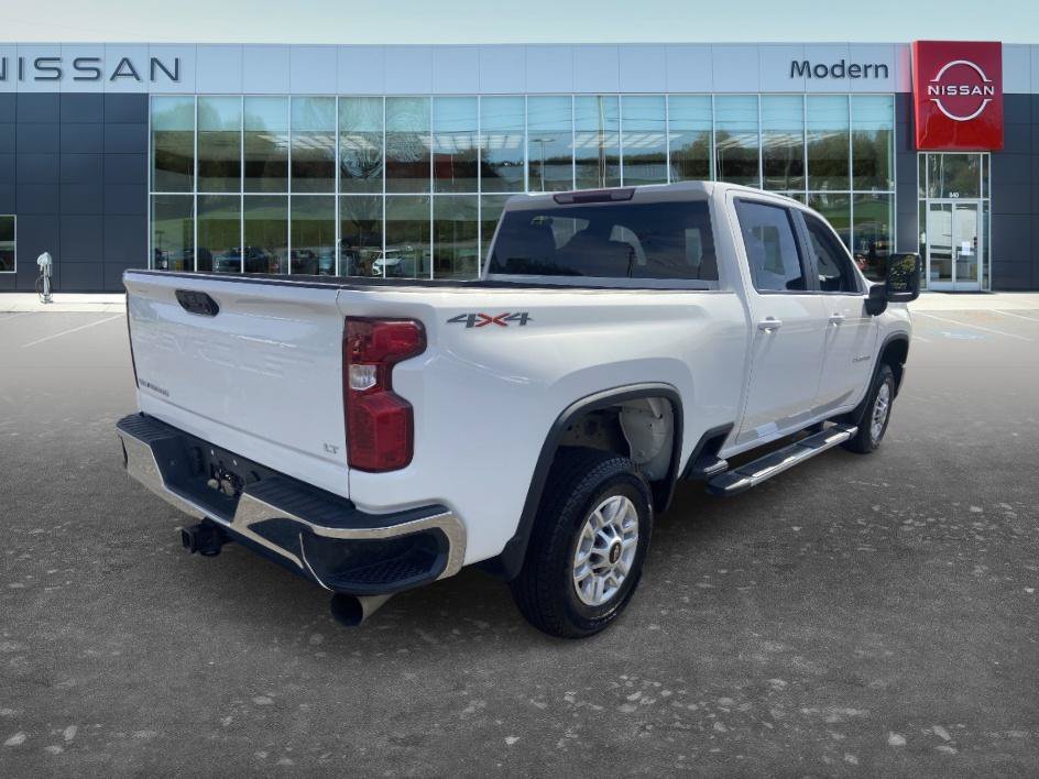 Used 2025 Summit White Chevrolet LT image 5
