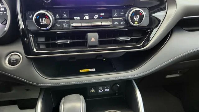 Certified Used 2024 CYPRESS Toyota  image 27