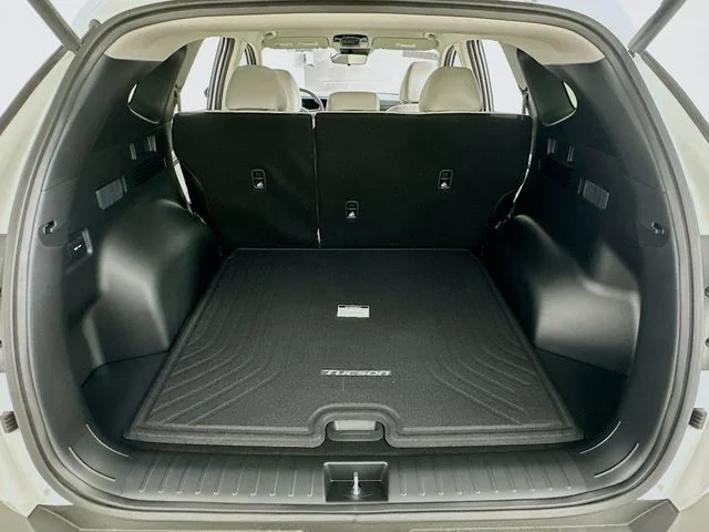 New 2026 Hyundai TUCSON SEL
