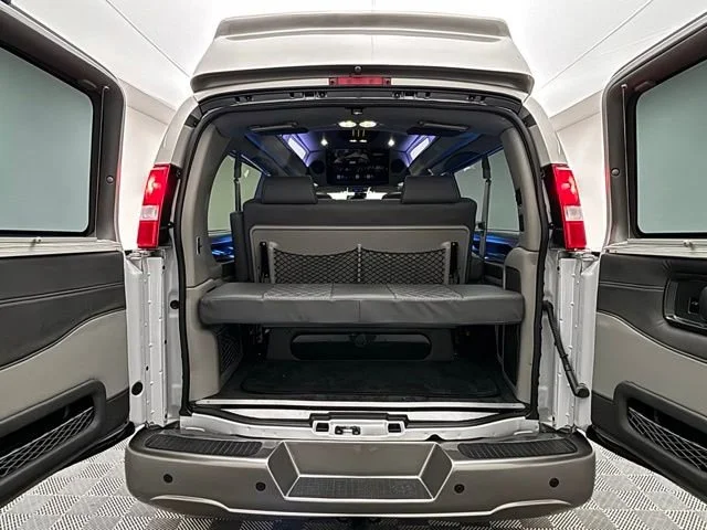 2026 GMC Savana Cargo Work Van - Photo 10