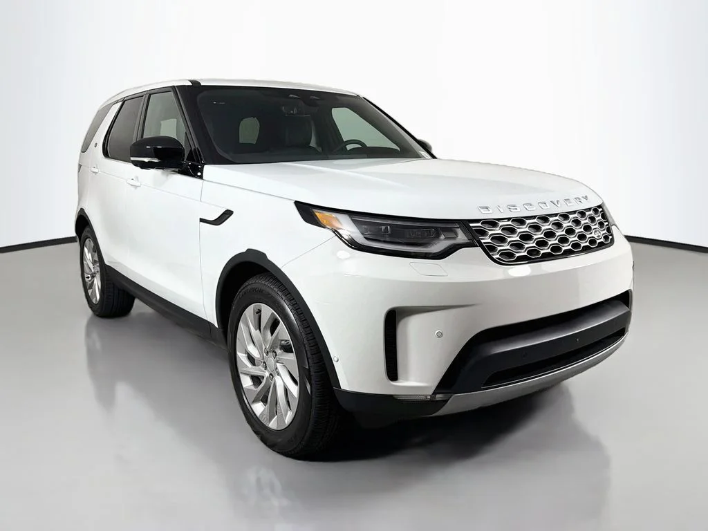 New 2026 Fuji White Land Rover S image 3