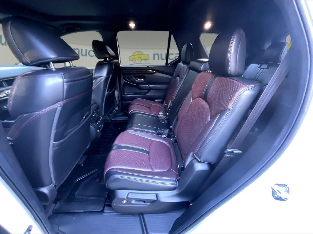 Used 2025 White Honda Black Edition image 15