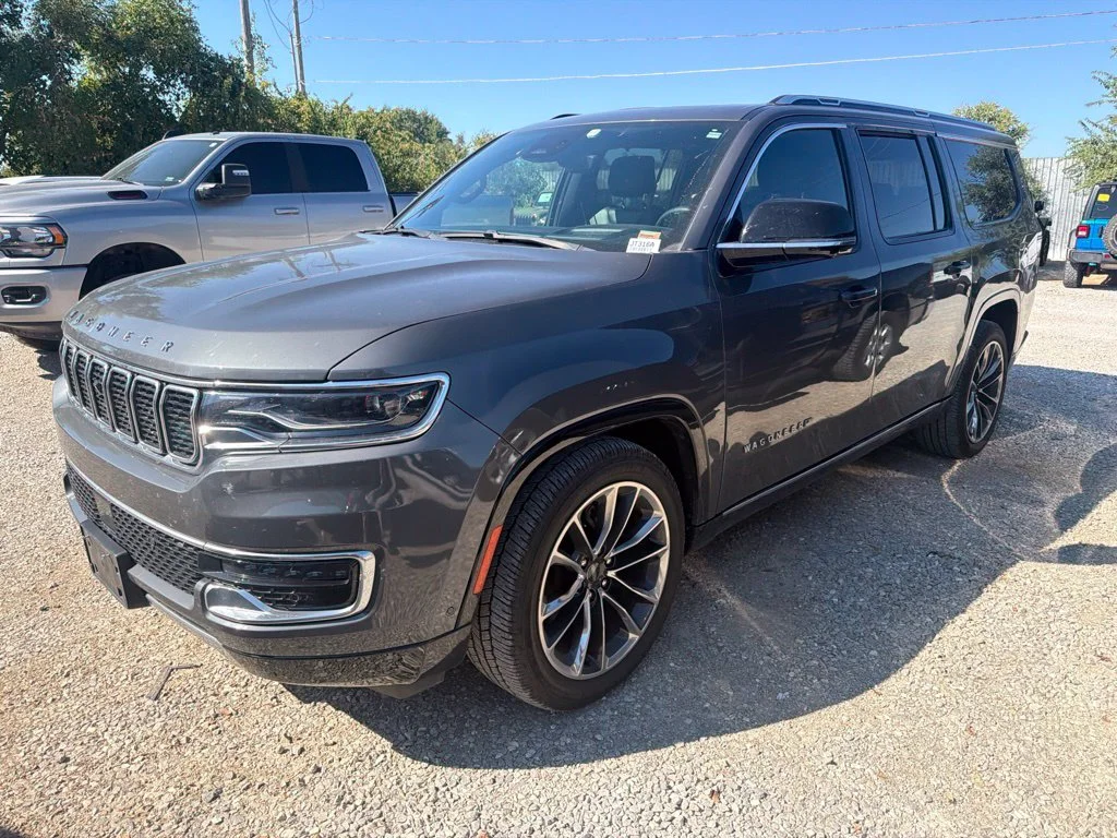 Used 2023 Gray Jeep Series III image 9