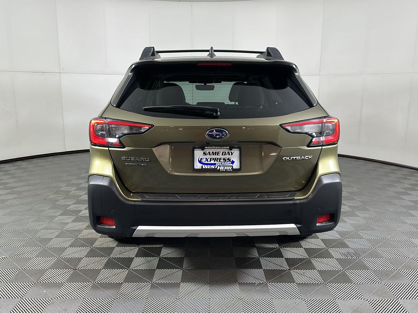 Used 2023 Autumn Green Metallic Subaru Limited image 20