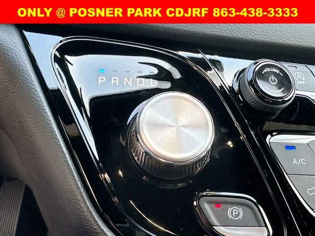New 2026 Bright White Clear-Coat Exterior Paint Chrysler  image 16