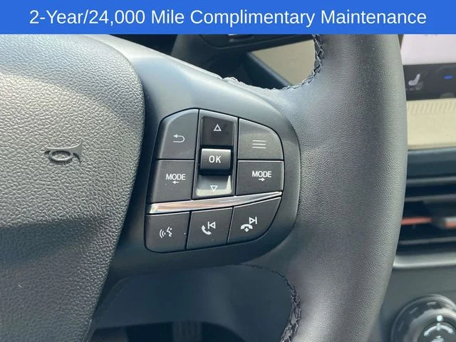 New 2026 Oxford White Ford Lariat® image 19