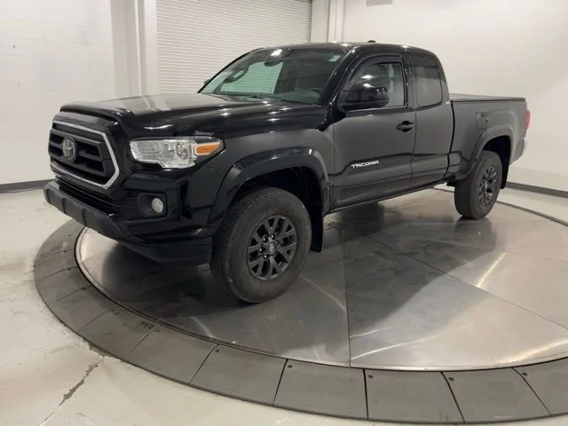 Used 2022 Black Toyota SR5 image 1