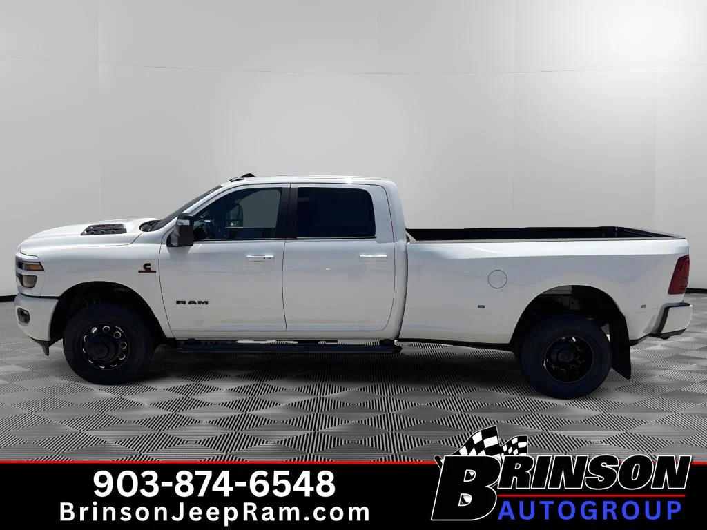 New 2026 Bright White Clear-Coat Exterior Paint RAM Laramie image 3