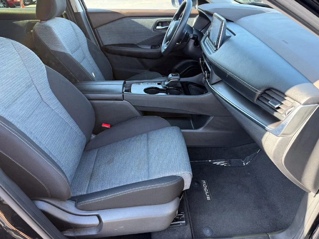 Used 2023 Black Nissan SV image 16