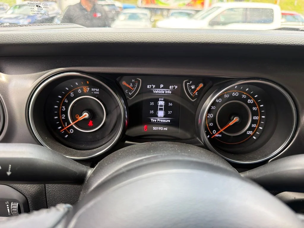 Used 2023 Black Clearcoat Jeep Sport S image 3