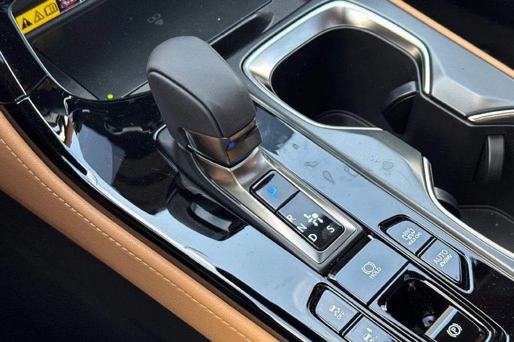 2026 Lexus NX 450h+ Premium - Photo 21