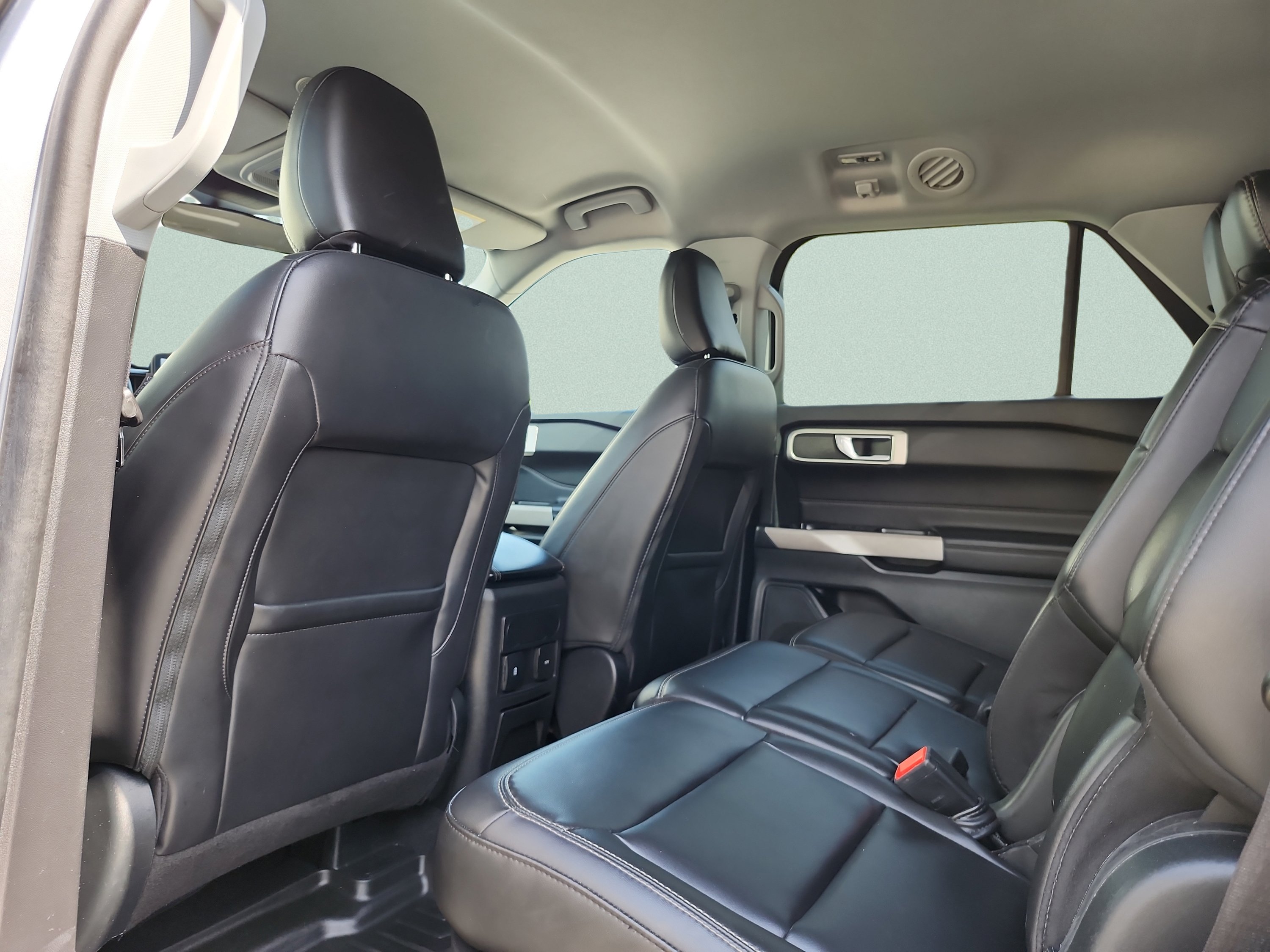 Used 2023 Iconic Silver Metallic Ford XLT image 26